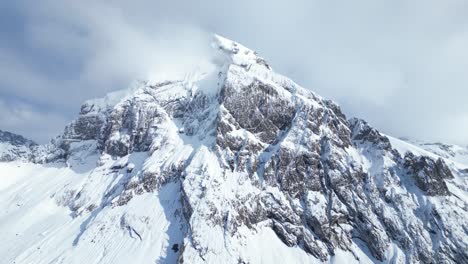 Aerial-Shot-Of-Fronalpstock-Glarus-Snowy-Mountains,-Switzerland