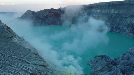 Aerial-view-of-Kawah-Ijen-crater,-Java,-Indonesia