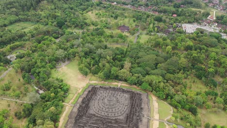 Aerial-view-of-Borobudur-temple,-Central-Java,-Indonesia