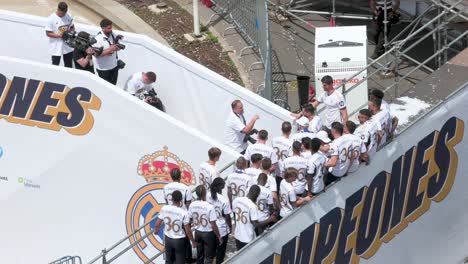 At-Cibeles-Square-in-Madrid,-Spain,-Real-Madrid-players-celebrate-their-36th-La-Liga-championship-in-Madrid,-Spain