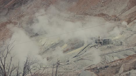 Smoke-On-Owakudani,-Great-Boiling-Valley-With-Sulfur-Vents-And-Hot-Springs-In-Hakone,-Kanagawa,-Japan