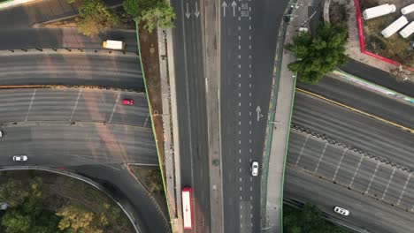 Aerial-hyperlapse-over-Avenida-Circuito-Interior-and-Paseo-de-la-Reforma-in-Chapultepec,-Mexico-City