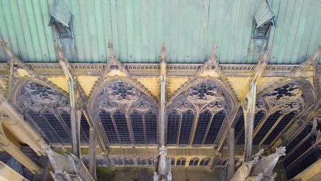 Gothic-Metz-Cathedral-of-Saint-Stephen-in-France,-top-down-view-of-large-windows,-aerial