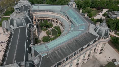 Petit-Palais-In-Paris.-Luftaufnahme-Einer-Drohne