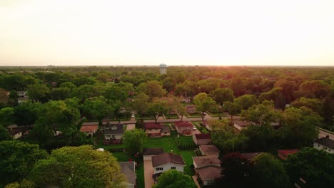 Aerial-view-of-residential-upscale-houses-in-Arlington-Heights,-Illinois-at-sunset