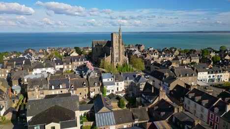 Saint-Meen-church-with-sea-in-background,-Cancale,-Brittany-in-France