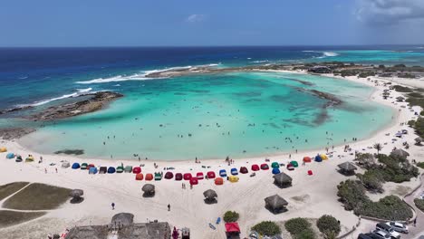 Playa-Para-Bebés-En-San-Nicolas-En-Oranjestad-Aruba