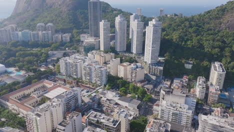 Aerial-flyover-of-apartment-buildings-in-the-Botafogo-neighborhood-in-Rio-de-Janeiro,-Brazil