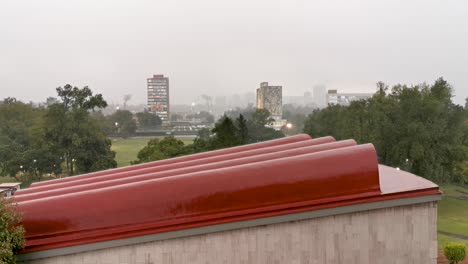 Día-Lluvioso-En-Campus-Unam-Ciudad-De-México