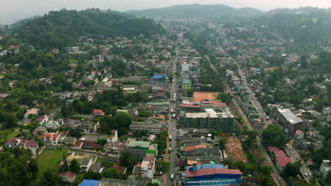 Aéreo:-Drone-Sri-Lanka-Kandy-Avanzando