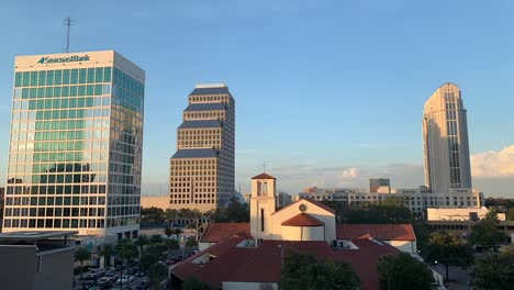 Este-Es-Un-Hermoso-Lapso-De-Tiempo-Con-Vista-Al-Centro-De-Orlando-Durante-El-Atardecer.