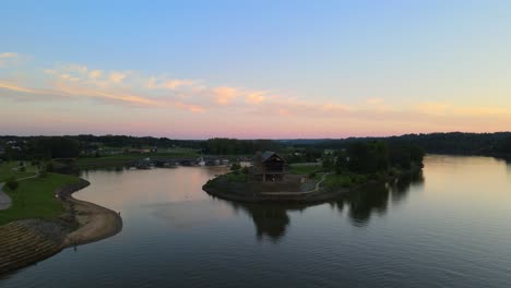 Homestay-resort-vacant-hotel-at-Freedom-Point-Clarksville-Tennessee-aerial