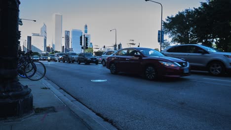Panning-time-lapse-of-rush-hour-traffic-on-Michigan-Avenue-in-Chicago