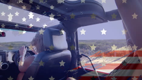 Animation-Der-US-Flagge-über-Einer-Kaukasischen-Frau,-Die-Am-Strand-Auto-Fährt