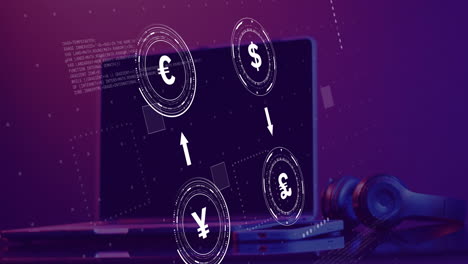 Animación-De-Símbolos-De-Moneda-Con-Procesamiento-De-Datos-Sobre-Una-Computadora-Portátil-Sobre-Fondo-Púrpura
