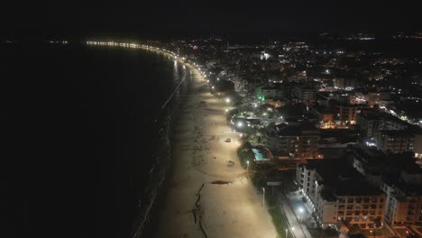 Sonnenuntergang-Am-Strand-Von-Canasvieiras,-Hauptstadt-Florianópolis,-Brasilien