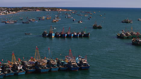 Vietnam-Commercial-Fishing-Industry