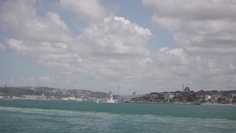 Ships,-ferries,-boats,-historical-buildings-in-the-Bosphorus,-Istanbul,-Turkiye