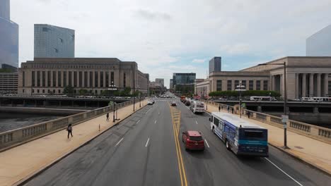 Paseo-Marítimo-Del-Río-Schuylkill-Y-Estación-De-Tren-De-La-Calle-30