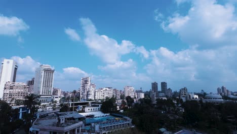Vista-De-El-Cairo,-Egipto-Y-El-Río-Nilo-Vista-Desde-El-Balcón-Del-Hotel.