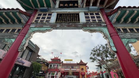 Sun-Yat-sen,-the-first-president-of-the-Republic-of-China-in-Chinatown’s-Central-Plaza