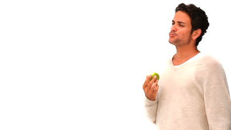 Darkhaired-man-eating-an-apple-
