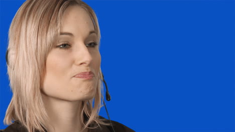 Bluescreen-Frau-Mit-Headset2