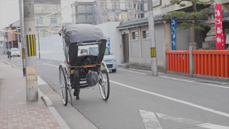 Rickshaw-Tradicional-Japonés,-Japón,-Escenas-Callejeras