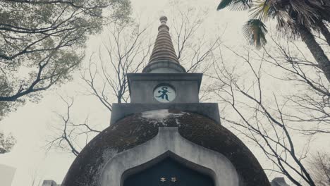 Stupa-Of-The-Great-Buddha,-Ueno-Park-In-Tokyo,-Japan---Low-Angle-Shot