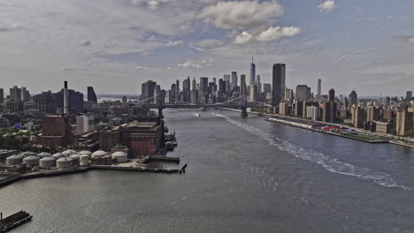 NYC-New-York-Aerial-v424-drone-flyover-Wallabout-Bay-Brooklyn-along-East-river-towards-Two-Bridges-capturing-Lower-Manhattan-downtown-cityscape-at-daytime---Shot-with-Mavic-3-Pro-Cine---September-2023