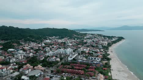 Hotels-Und-Hostels-In-Florianópolis,-Brasilien