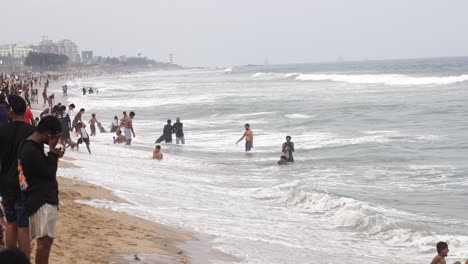 Slow-Motion-Footage-Of-Sea-Waves,-Mumbai-Bandra-Worli-Sea-Link-Flyover