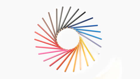 Color-pencils-forming-a-wonderful-circle-rotating-