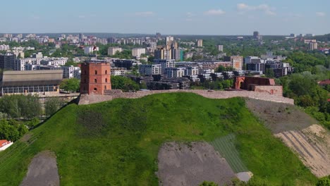 Cinematic-Drone-Flight-Above-Gediminas-Tower,-Castle