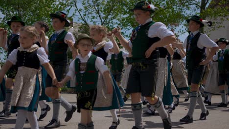 Traditional-children-dance-at-Bavarian-May-festival-celebration