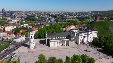 Picturesque-Day-in-Downtown-Vilnius,-Lithuania---Birds-Eye-Aerial-View