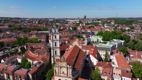 Amazing-Aerial-View-Above-Vilnius,-Lithuania-Old-Town