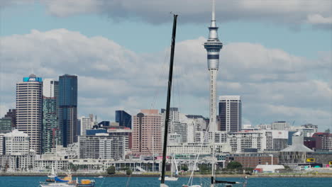 Auckland-city-skyline-across-the-harbour,-New-Zealand