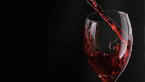 Red-wine-flowing-in-super-slow-motion