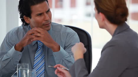 Businessman-talking-to-his-colleague