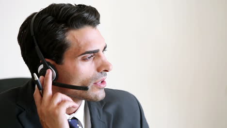 Call-centre-agent-talking-with-a-client