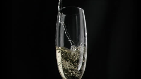Champagne-flowing-in-super-slow-motion