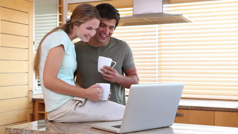 Couple-using-a-laptop