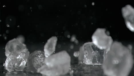 Ice-hitting-in-super-slow-motion-ice-cubes