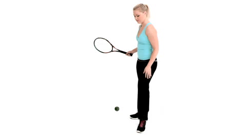 Woman-playing-with-a-tennis-ball-in-slow-motion