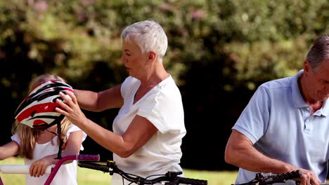 Grandchildren-and-grandparents-riding-bike