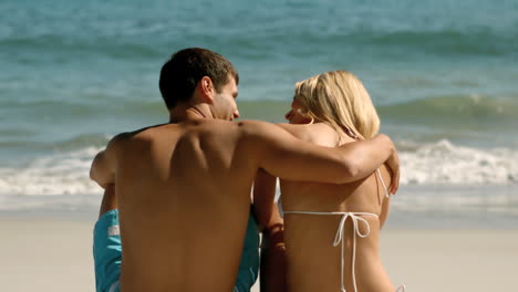 Lovely-couple-on-the-beach