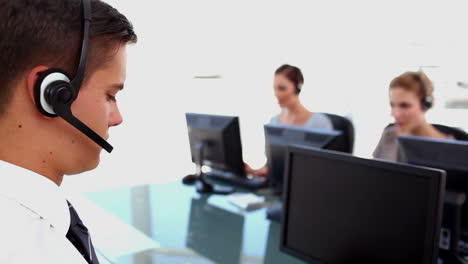 Confident-business-people-working-in-a-call-centre