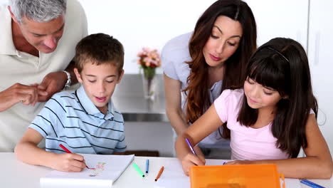 Children-colouring-with-their-parents