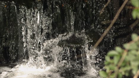 Close-up-video-in-slow-motion-of-cascade